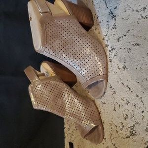 Isola Lora Anthracite Suede